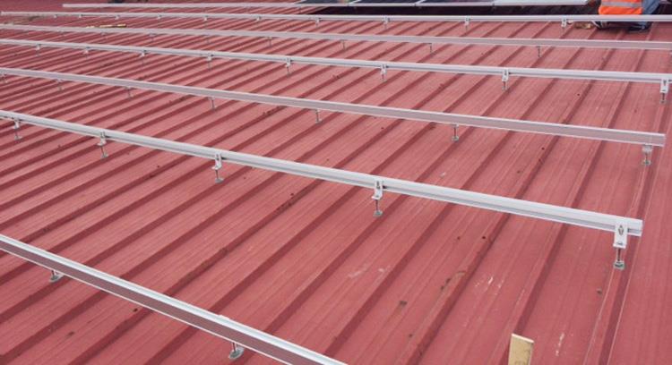 Solar 图 4 لوحة للطاقة الشمسية تركيب السكك الحديدية 详情图 4 Solar Panel Mounting Rail.jpg